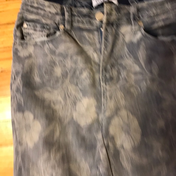 High waisted stretchy Coco jeans size 4 - Picture 2 of 4